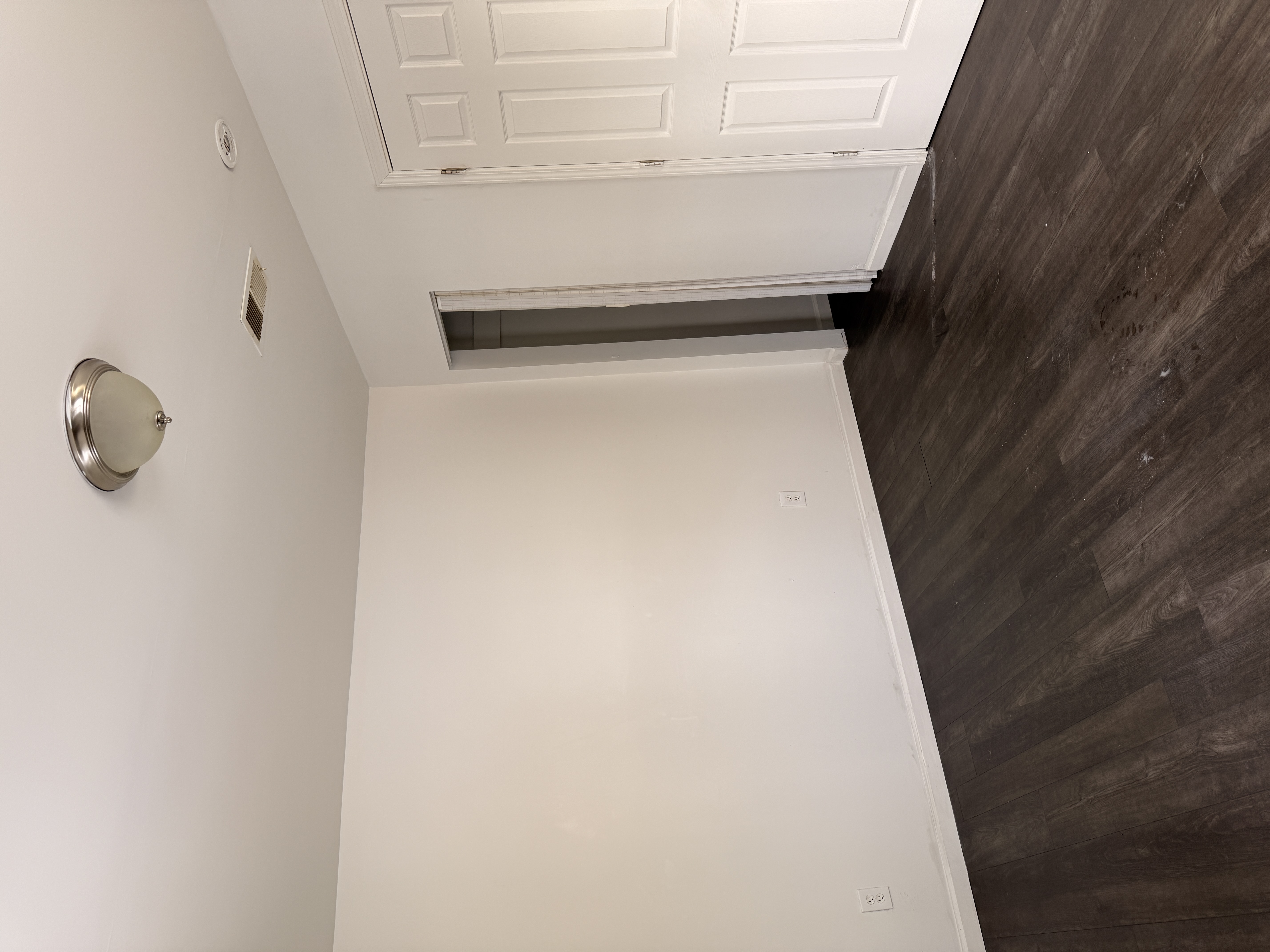 22532 Sharrow Ave. - Photo 9