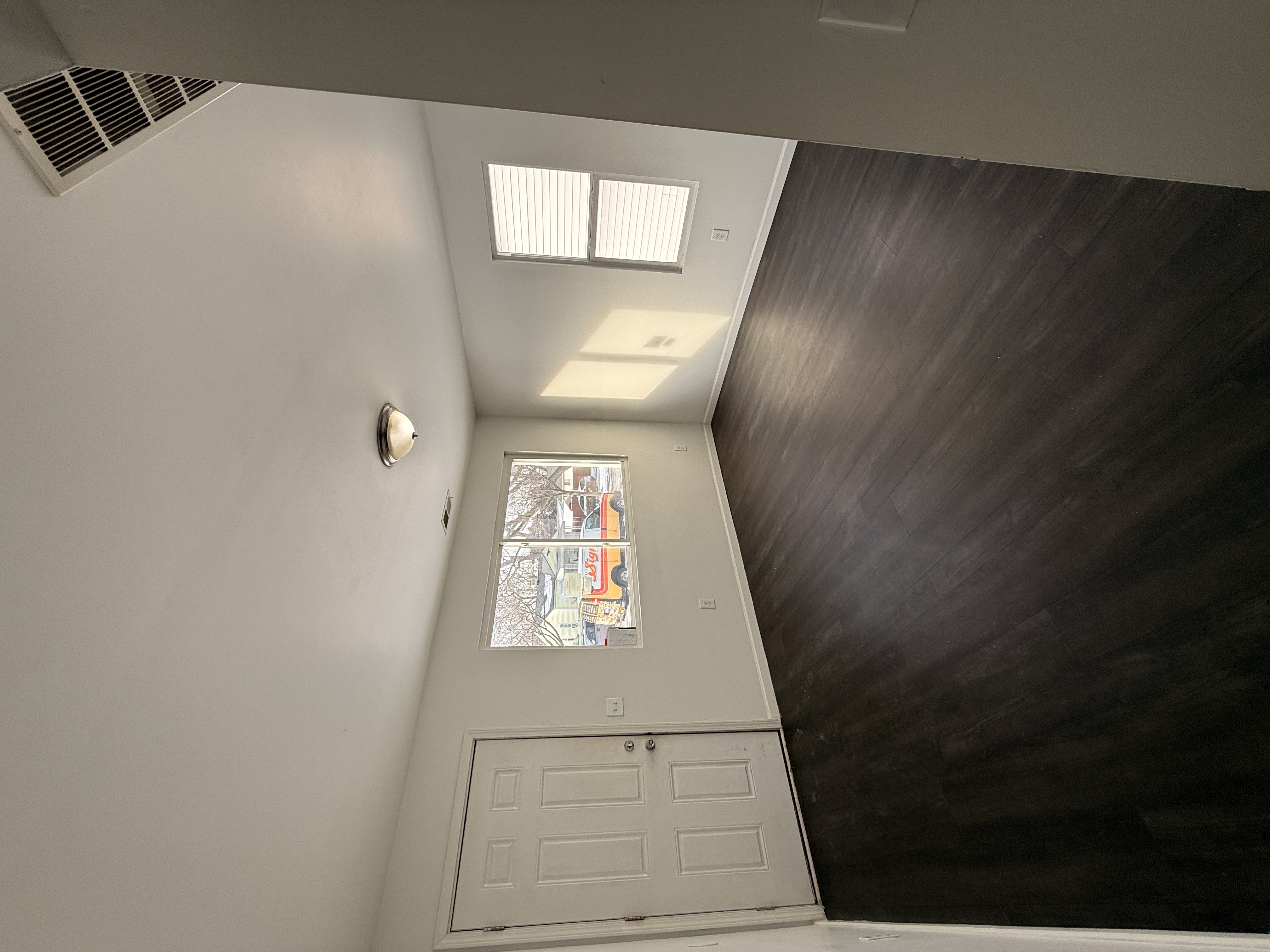 22532 Sharrow Ave. - Photo 4