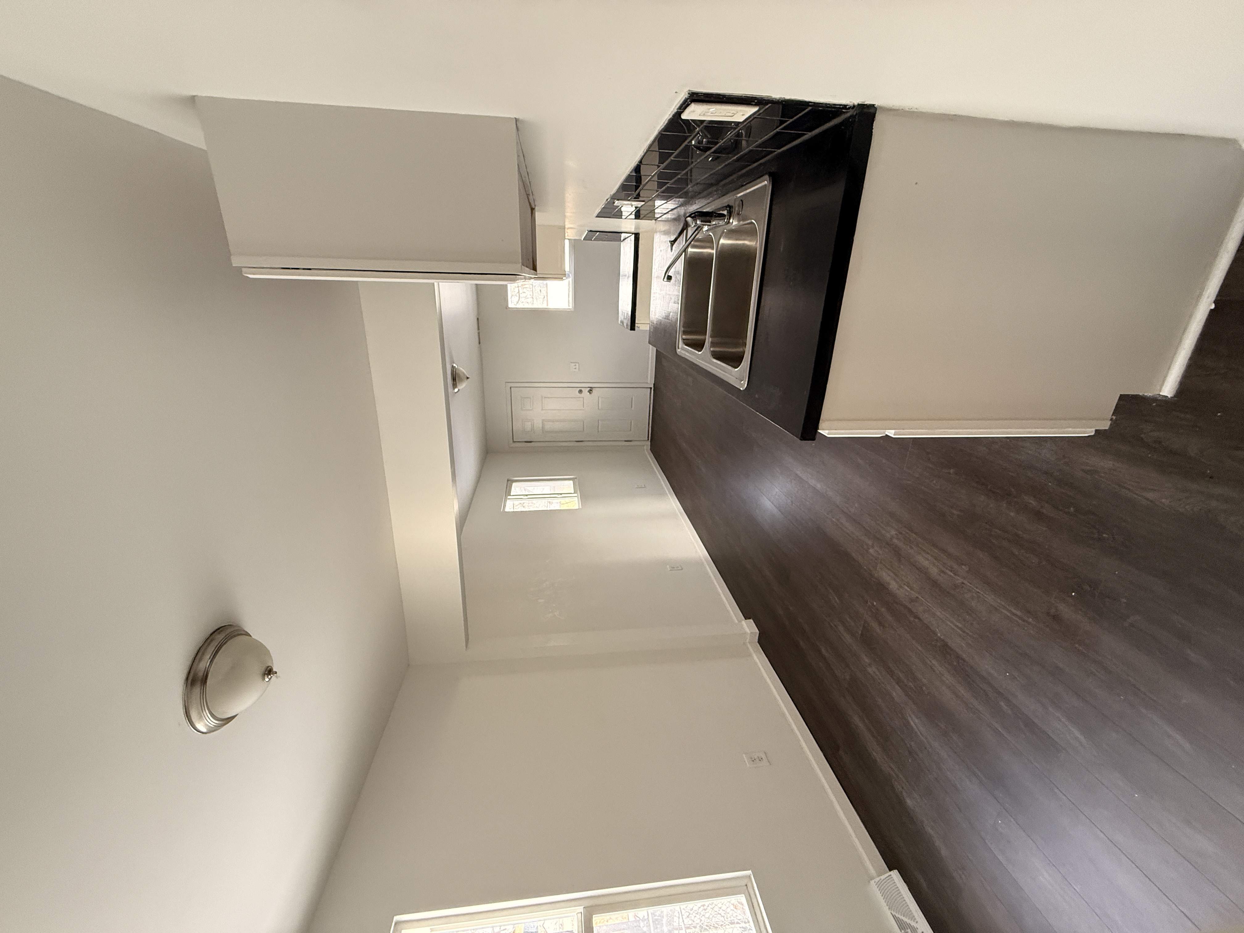 22532 Sharrow Ave. - Photo 12