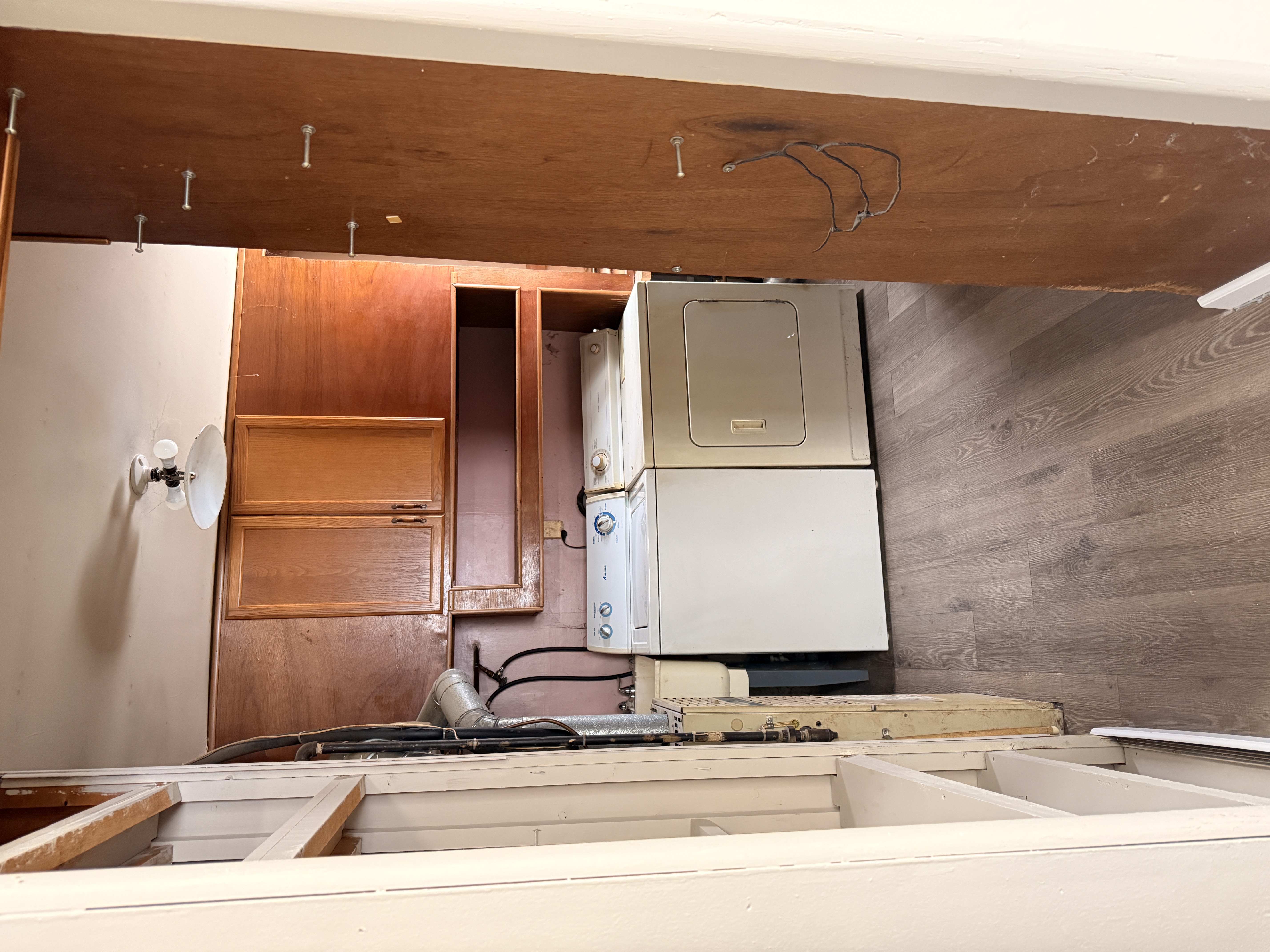 20795 Helle Ave. - Photo 6