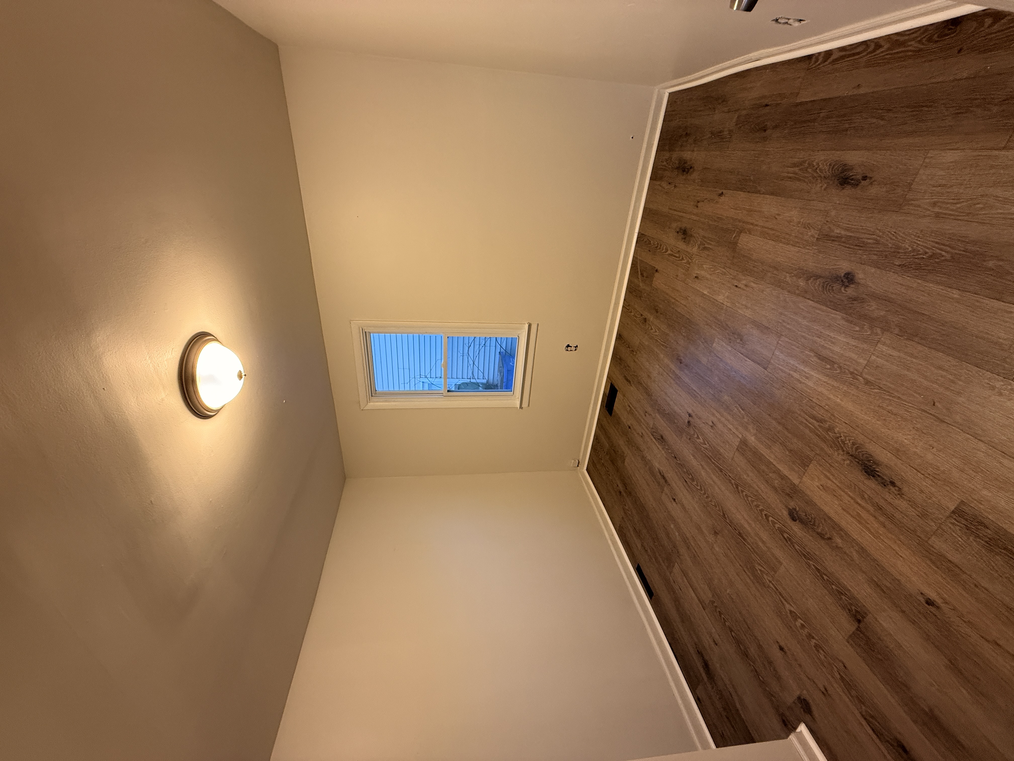 8468 Timken Ave - Photo 15