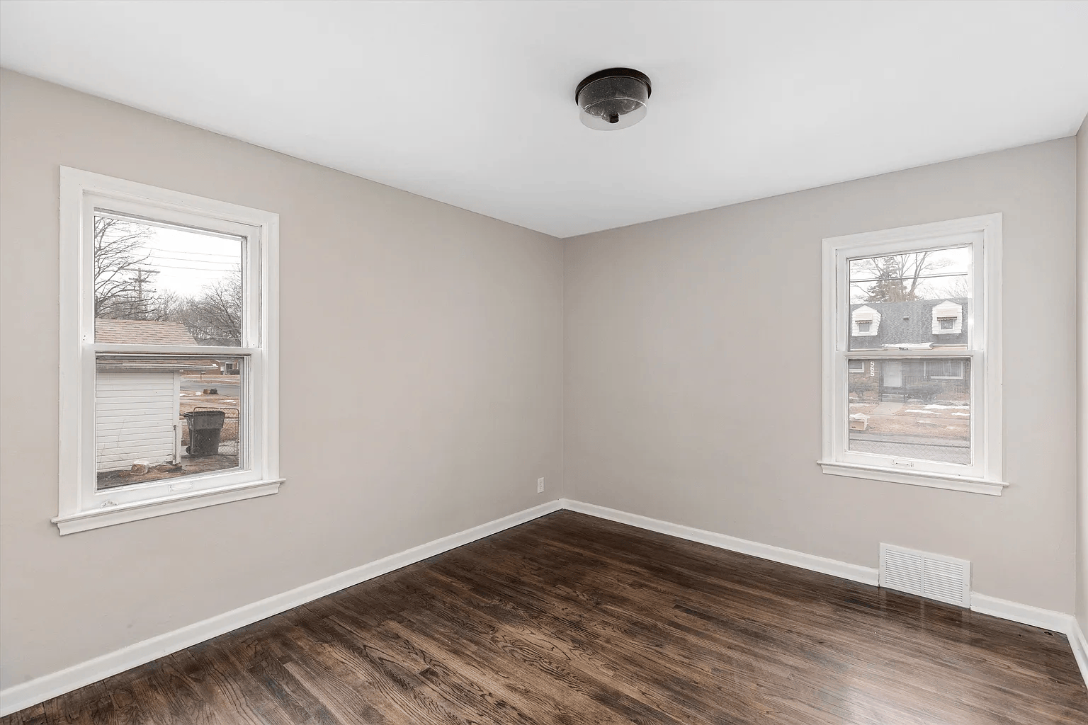 18900 Edgefield St - Photo 8