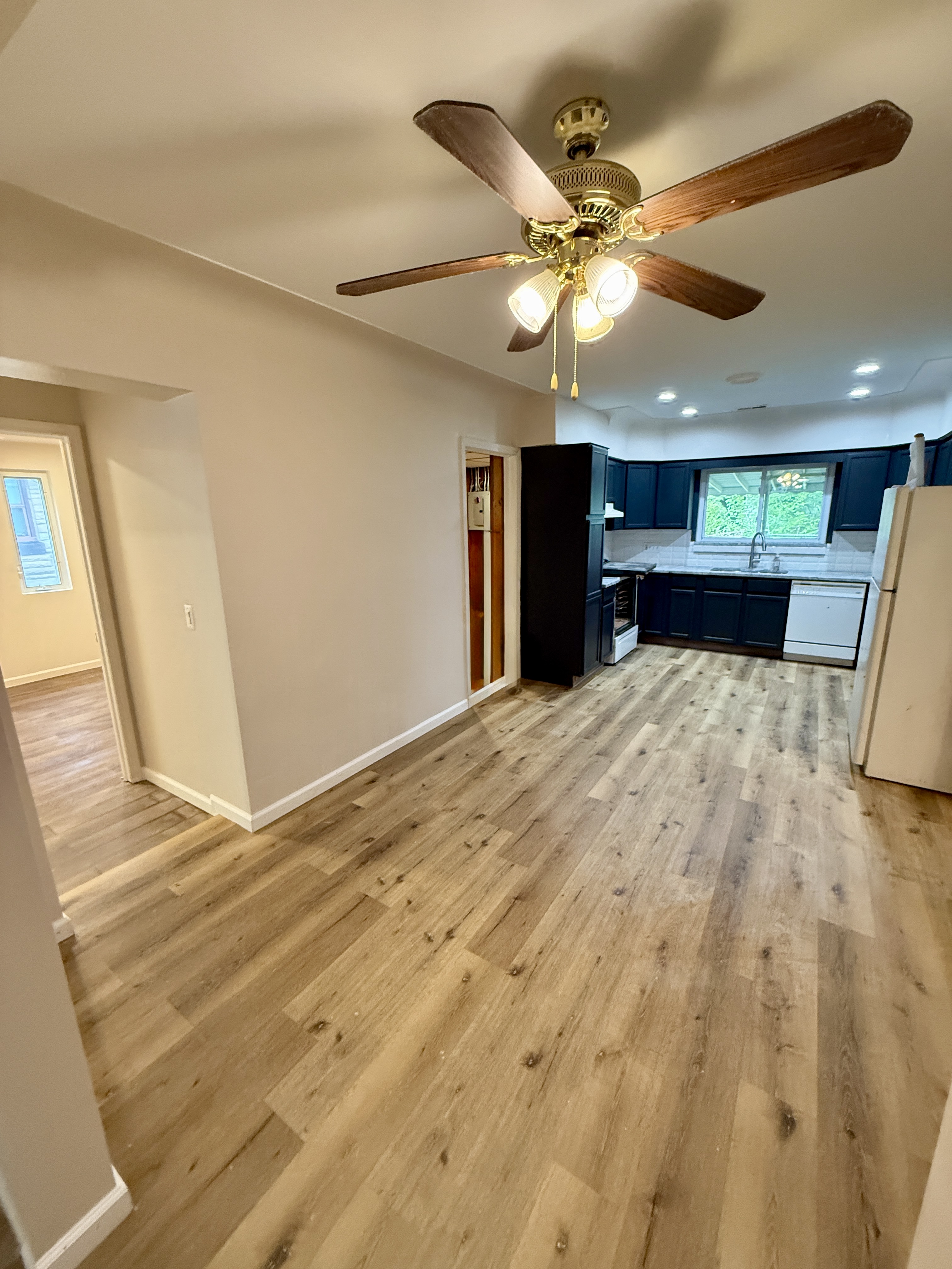 3040 Alvina Ave. - Photo 8